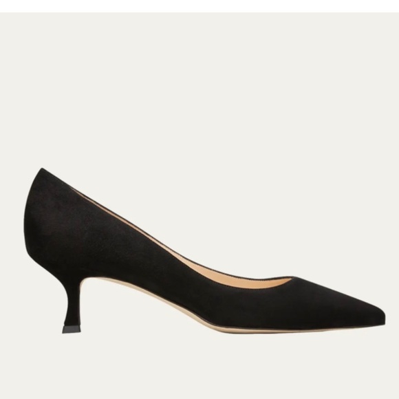 Manolo Blahnik Sirla Suede Low-Heel Pump - Picture 7 of 16